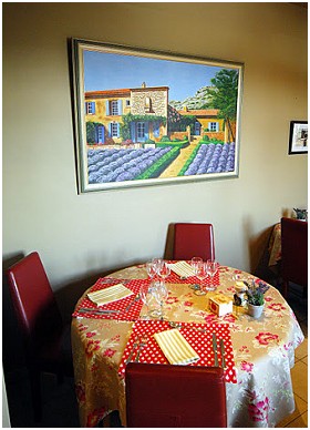 Le Mas des Cigales Restaurant à Floriffoux