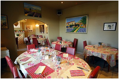 Le Mas des Cigales Restaurant à Floriffoux