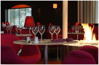 Loungeatude (3 Espaces) Restaurant - Cocktail in Louvain-la-Neuve