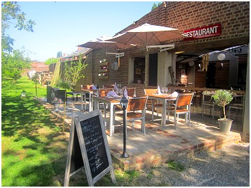 La Cour des Saveurs Restaurant in Arsimont (Sambreville)