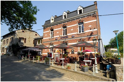 Le Pachis Restaurant - Taverne à Crupet