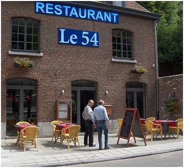 Le 54 Restaurant in Dave