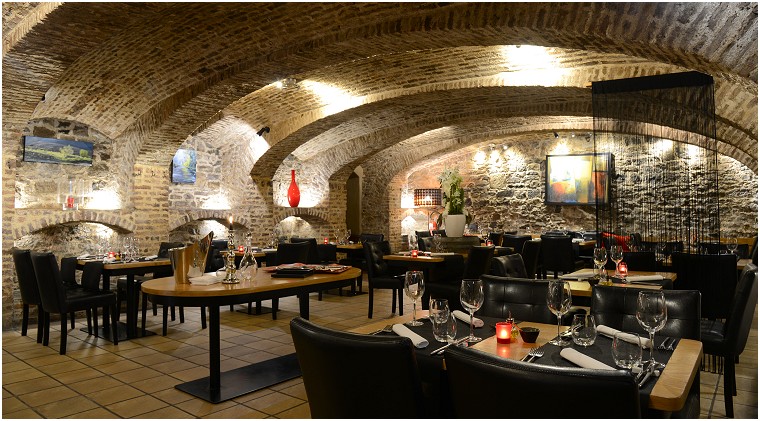 Les Caves Gourmandes Restaurant à Huy