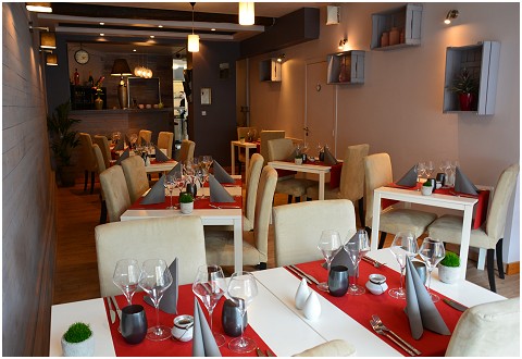 Le Binôme Restaurant in Jambes