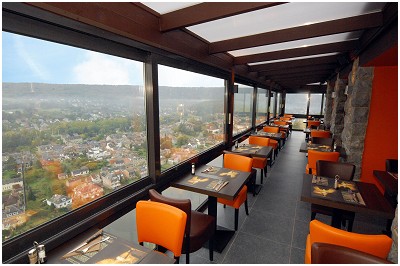 Le Belvédère Restaurant panoramique in Lustin