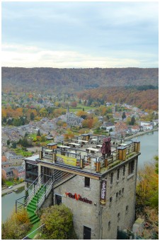 Le Belvédère Restaurant panoramique in Lustin