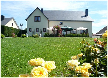La Villa des Fleurs Restaurant - Brasserie in Nadrin