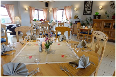 La Villa des Fleurs Restaurant - Brasserie in Nadrin