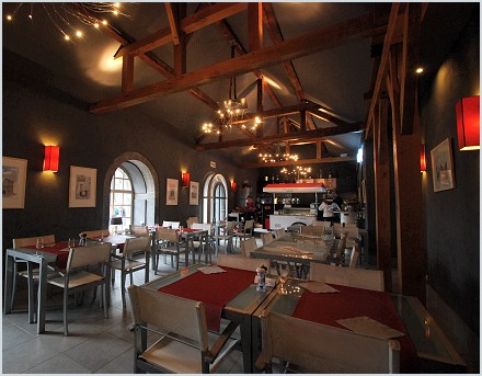 La Reine Blanche Brasserie in Namen