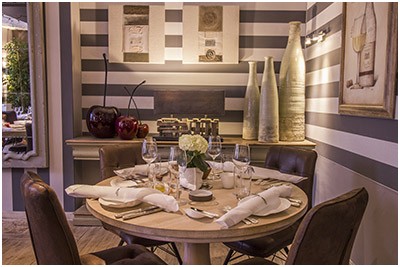 La Calèche Restaurant gastronomique - Hôtel in Rochefort