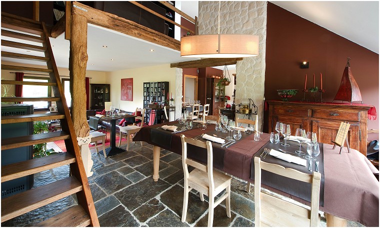 Les casseroles s'affolent Restaurant - Table d'hôtes à La Reid